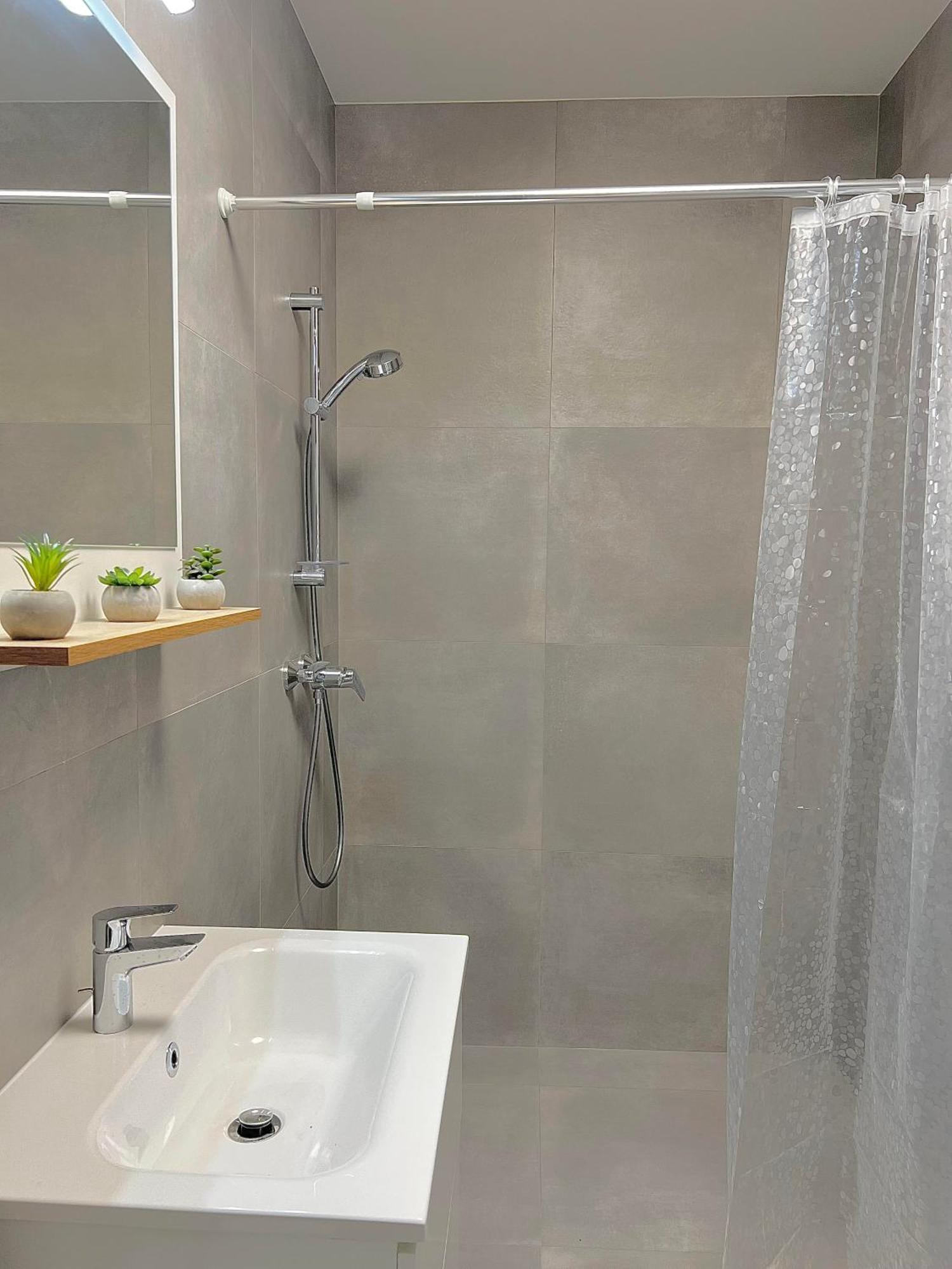 2 Moderne Apartmany 19 A 95 V Sukromi V Centre Mesta Turčianske Teplice Exteriér fotografie