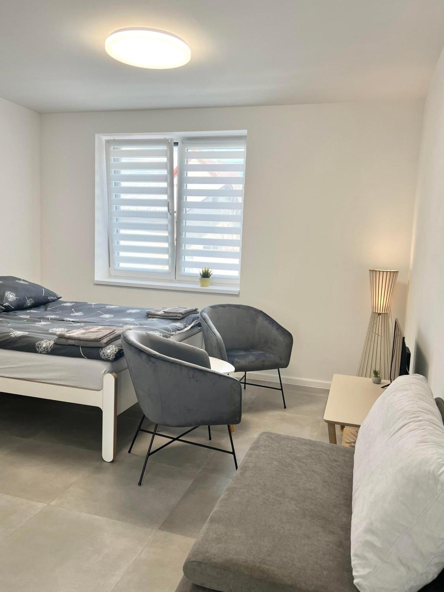 2 Moderne Apartmany 19 A 95 V Sukromi V Centre Mesta Turčianske Teplice Exteriér fotografie